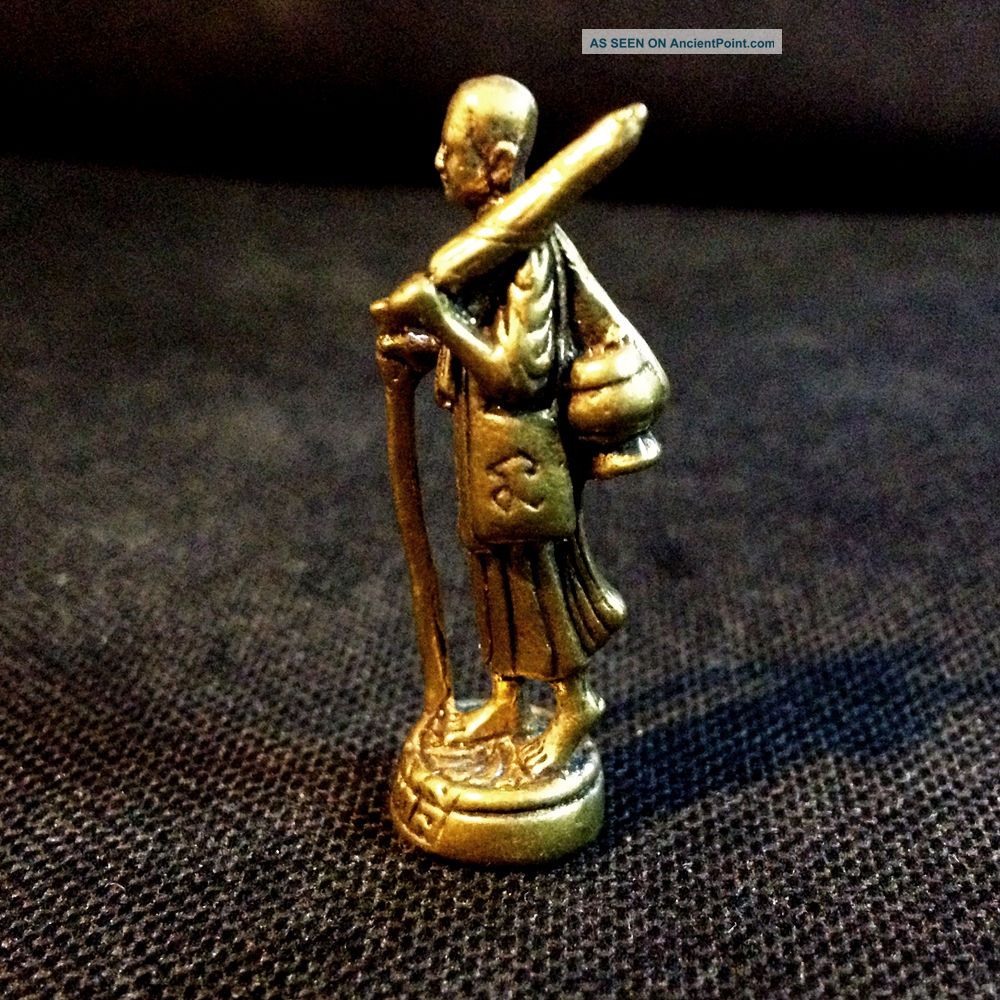 Thai Amulets Buddha Phra Seewalee Deity Of Rich Magic Lucky Charm Brass D29 Amulets photo