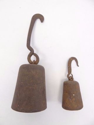 Two Antique Old Metal Iron Hanging Scale Weights Hooks Parts 4 Pound 1 Pound Lb photo