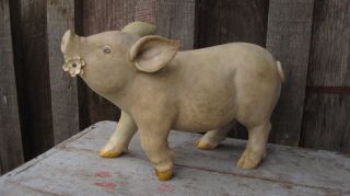 Vintage Plaster Or Resin Pig & Daisy Statue Home & Garden Yard Kitchen Farm Art photo