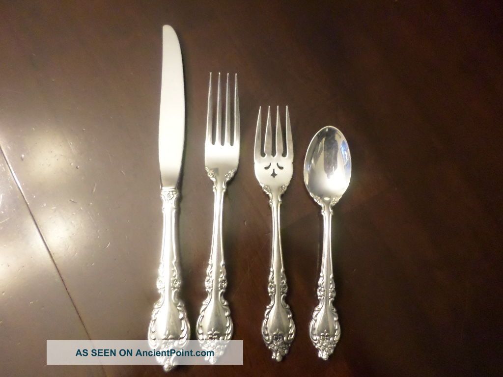 Oneida Botticelli Heirloom Sterling Silver Place Setting Flatware & Silverware photo