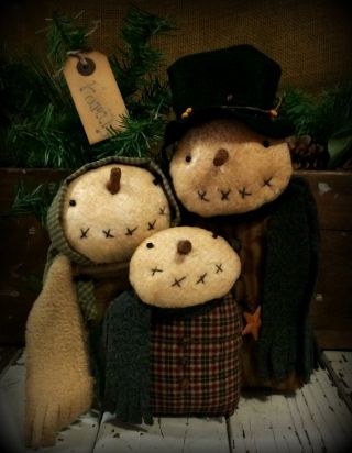 Primitive Winter Christmas Snowman Stump Doll Family photo