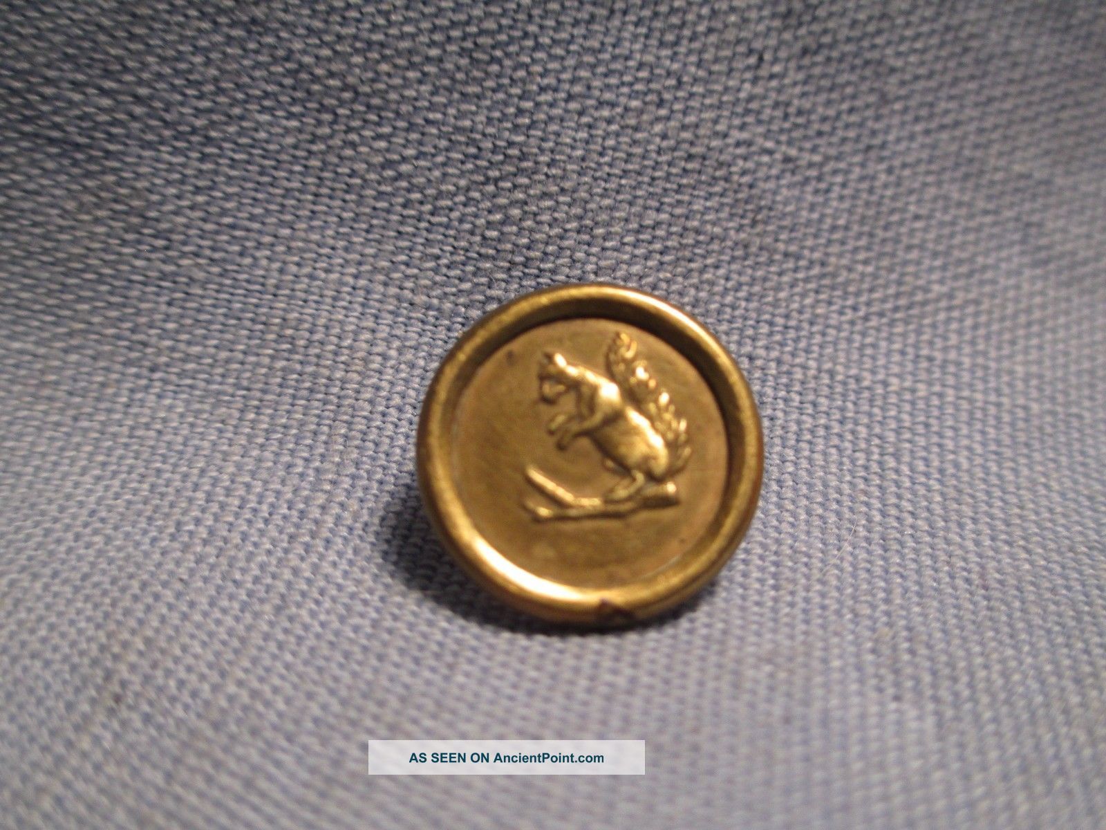 Jacksonian Button W/ Squirrel - Superior Backmark / Db 124 Buttons photo