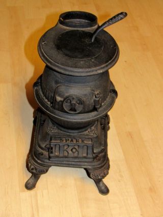 Vintage Gray Iron Casting Co Mt Joy Pa Spark Pot Belly Stove Salesmans Sample photo