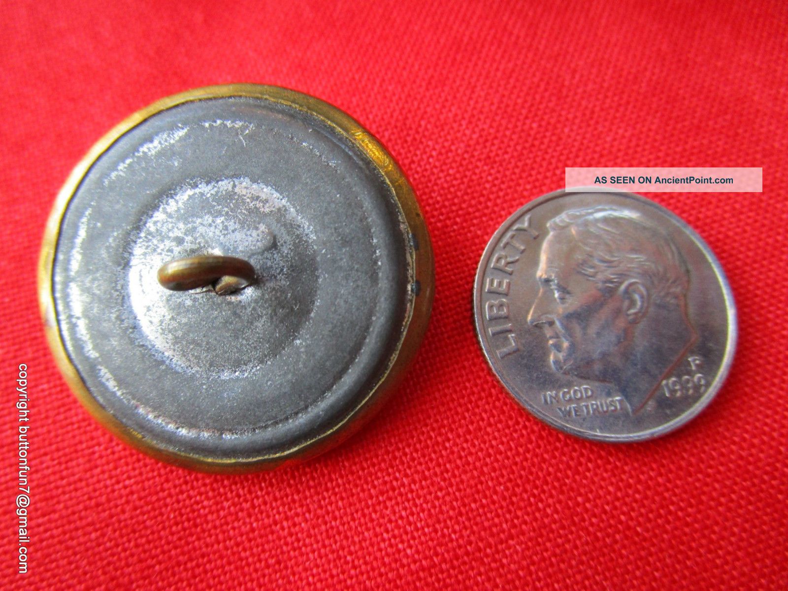 2863 – Ferocious Lion Head Brass Antique Medium Button Buttons photo