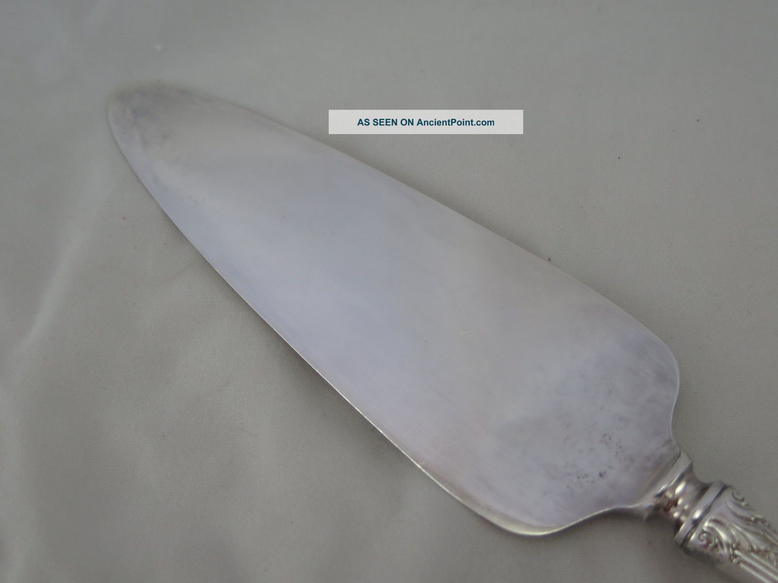 Wallace Sterling Rosepoint Old Style Pie Server Flatware & Silverware photo