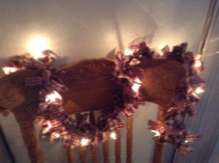 Country,  Primitive 10 ' Barn Red And Tan Garland,  Swag Hand Tied With Lights photo
