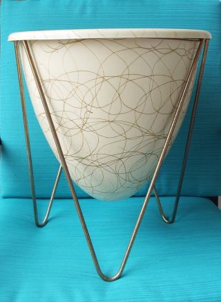 Vintage Mid Century Modern Bullet Planter Great Fiberglass W/ Hairpin Metal Base photo