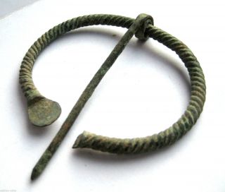 C.  800 - 900 A.  D Large British Found Viking Period Bronze Penannular Ring Brooch photo