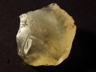 A Big Libyan Desert Glass Artifact Or Ancient Tool Found In Egypt 32.  63gr photo