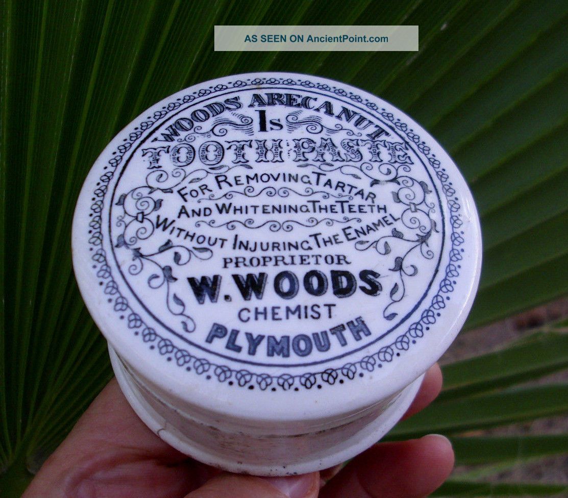 Antique,  Rated Rare,  Early (from 1865 - 80 ' S) Woods ' Chemist Tooth Paste Jar Pot Lid Bottles & Jars photo