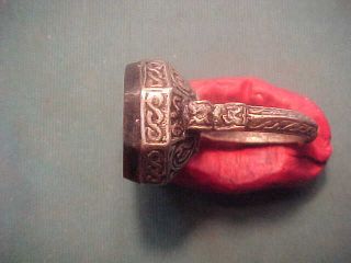 Value Near Eastern Intaglio Ring (camel) Post Medieval photo