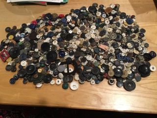 Vintage Large Tin Of Grandma ' S Assorted Buttons 3.  3 Bs photo