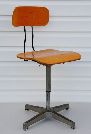 Vtg Ajustrite Industrial Mid - Century Swivel Drafting Machinist Chair photo