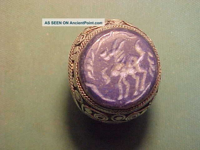 Offer Near Eastern Hand Crafted Lapis Lazuli Intaglio Ring (quadruped) Near Eastern photo