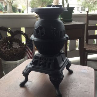 Antique Gray Iron Casting Co.  Spark Pot Belly Stove Salesmans Sample Mt Joy Pa photo