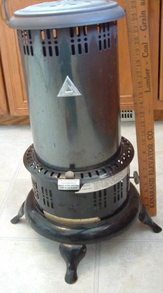 Perfection Kerosene/oil Heater/stove photo