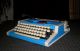 Vtg Rare Pop Funky Blue Olympia Traveller Luxe Typewriter, Typewriters photo 3