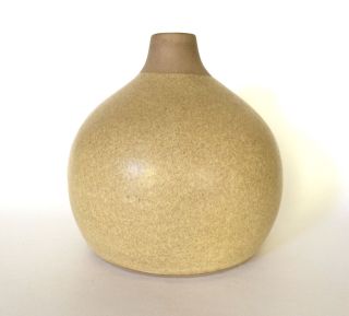 Vintage Modernist Marshall Studios Pottery Squat Tan Vase,  Martz Mid - Century photo