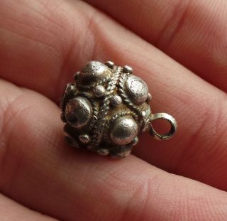 A And Very Rare Silver Button From The 16th.  / 17th.  Century. photo