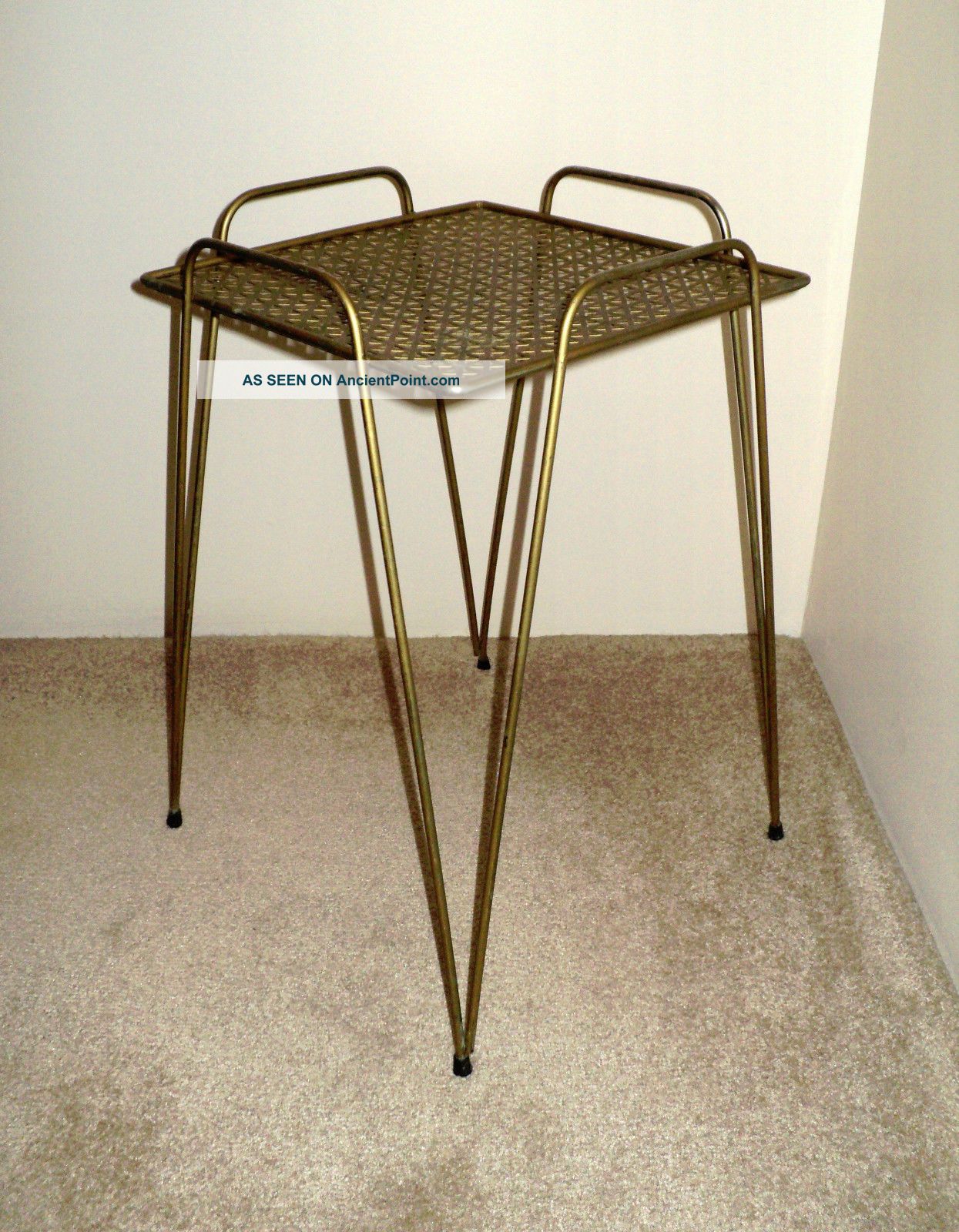 Vtg Retro Mid Century Modern End Side Table Plant Stand Metal Mesh