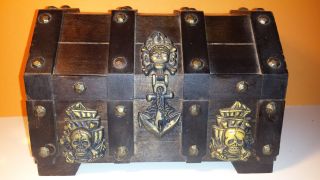 Vintagw Mid Century Retro Treasure Chest Wooden Pirates Skull Goth Jewelry Box photo