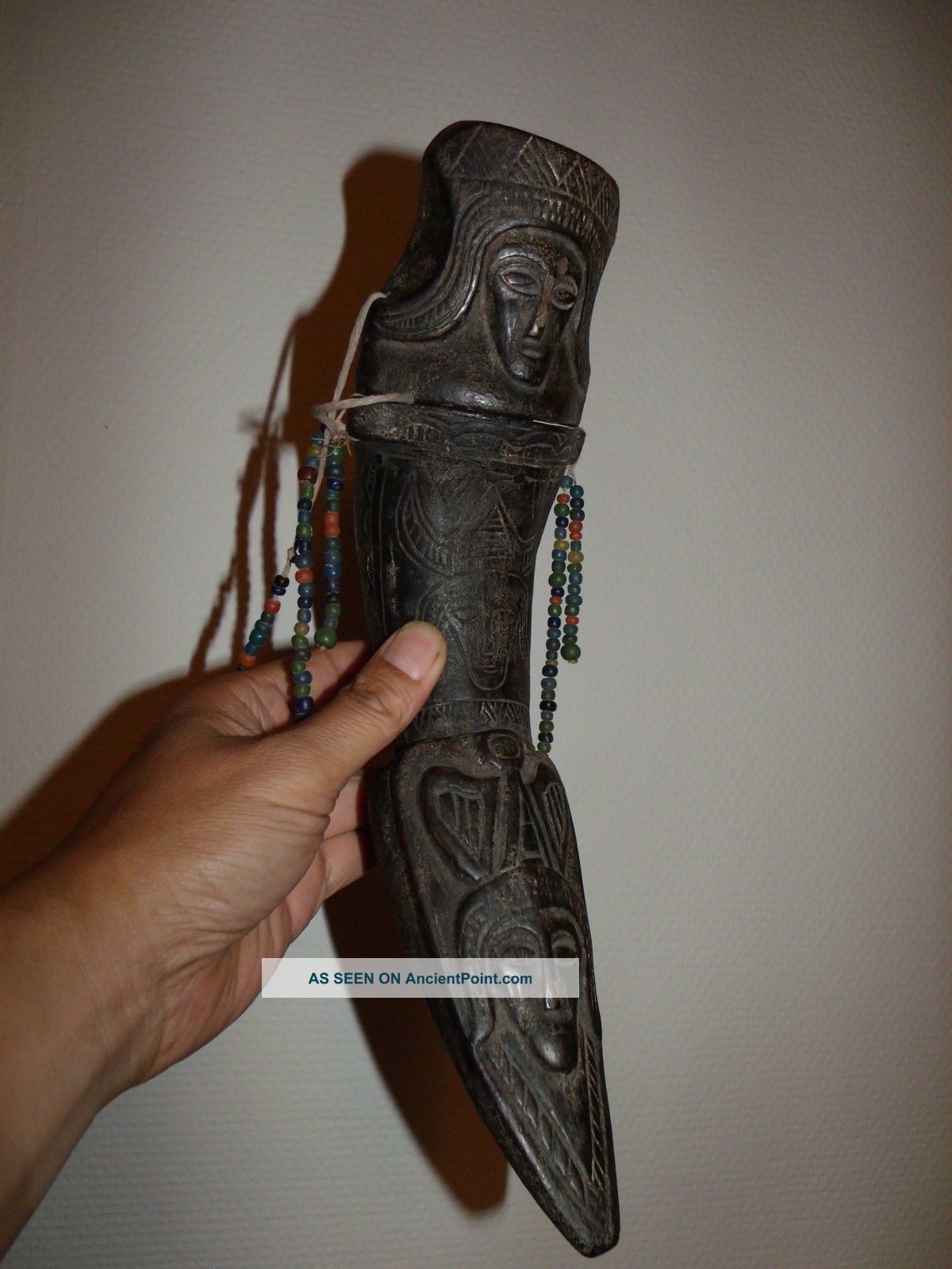 Toraja Medicine Horn,  Shaman Medicine Horn,  Sulawesi,  No Batak Dayak Asmat $$ Pacific Islands & Oceania photo