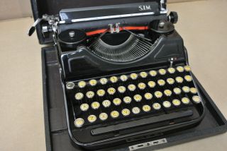 Antique Typewriter Sim Portable Ecrire Escribir photo