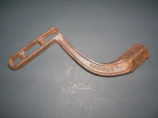 Monarch Wood/coal Stove Ash Shaker Handle– Cast Iron - Vintage photo