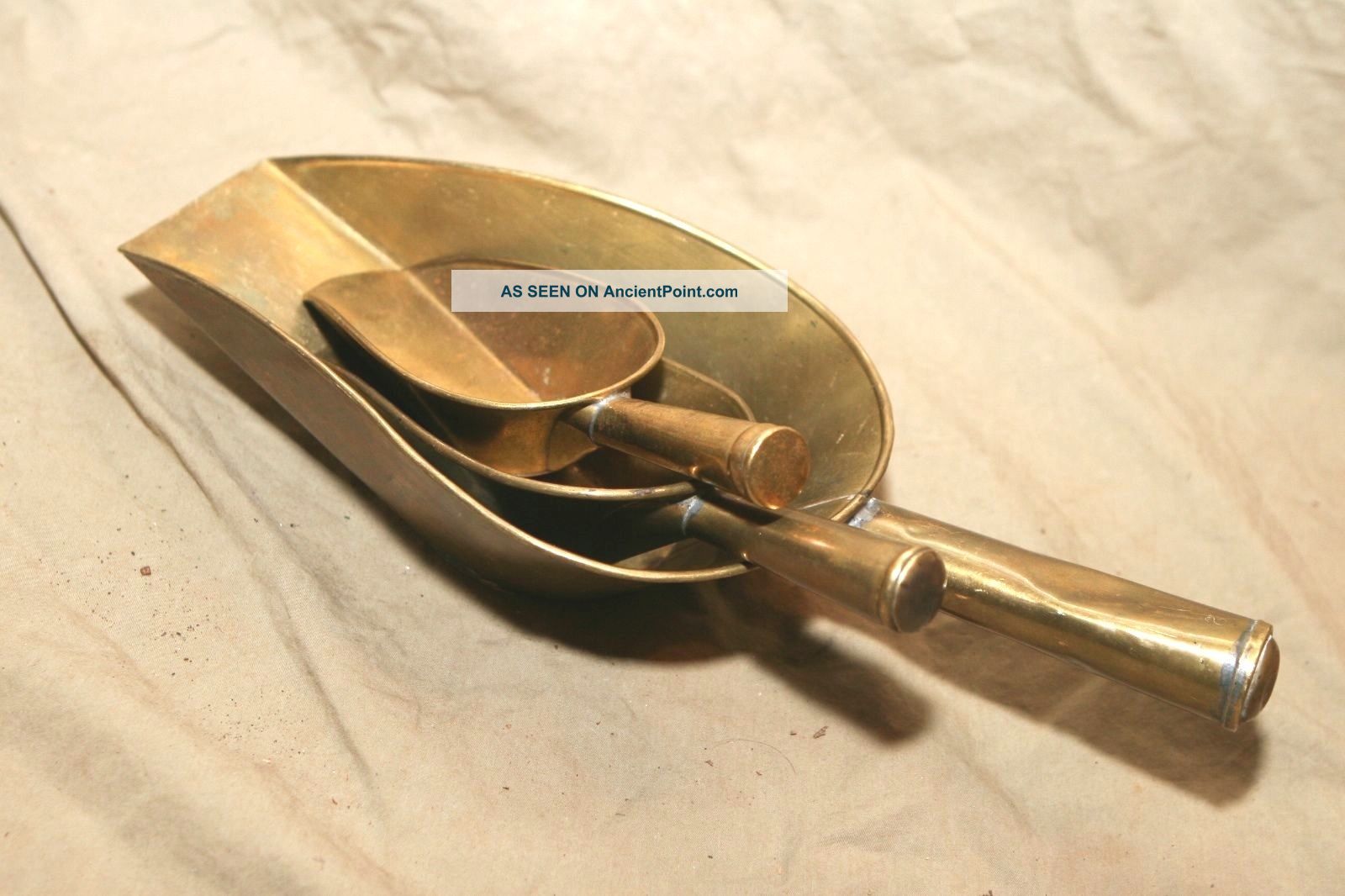 3 Antique Brass Graduated Primitive Agricultural Mercantile Grain Scoops Primitives photo