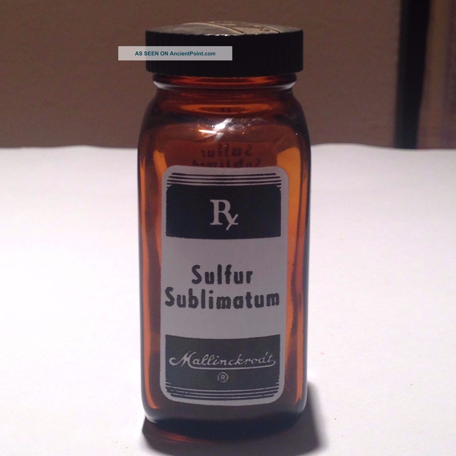 Vintage Apothecary Pharmacy Drugstore Medical Glass Bottle Jar Sulfur Sublimatum Bottles & Jars photo