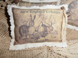 4 Primitive Grubby Fabric Easter Old Time Advertisements Bowl Fillers Ornies photo