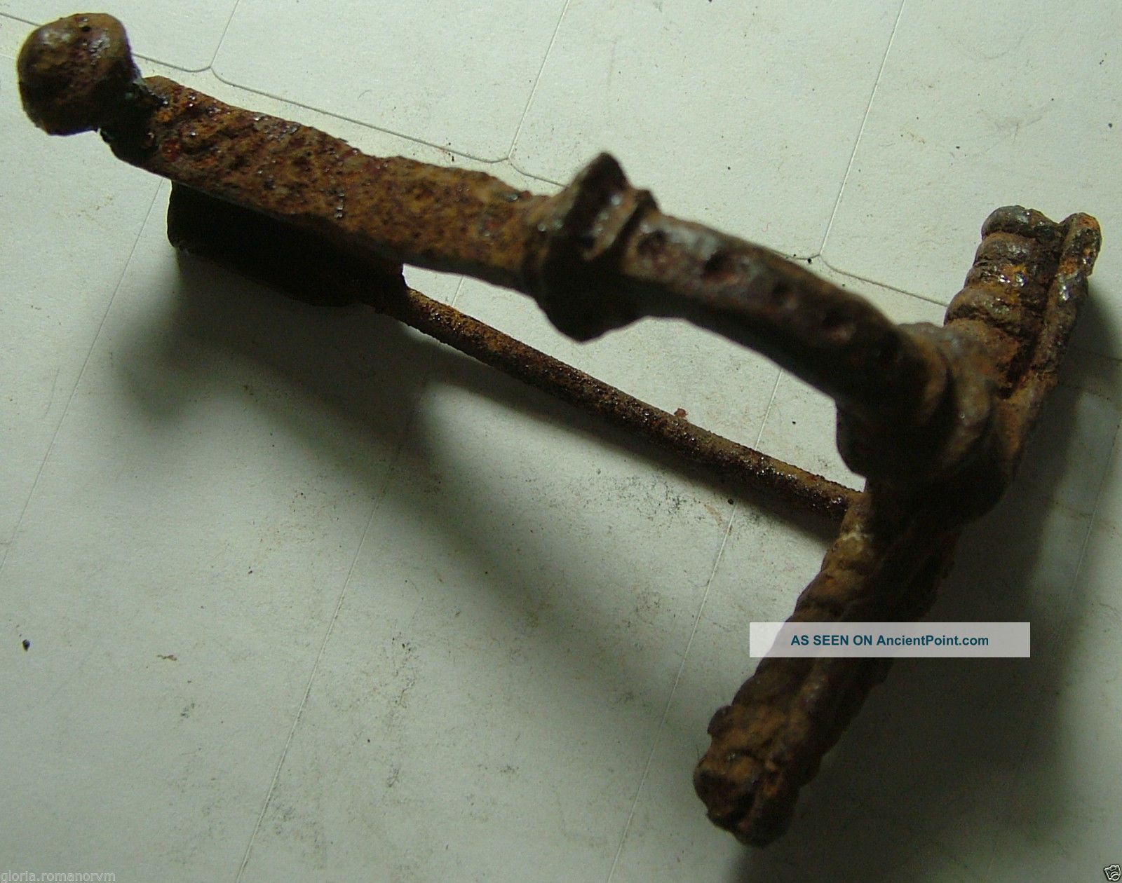 Rare Ancient Roman Iron Crossbow Single Knot Fibula Brooch Artifact Roman photo