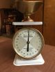 Vintage American Family Scale Counter Top Model White Enamel With Pan 25 Lbs. Scales photo 3