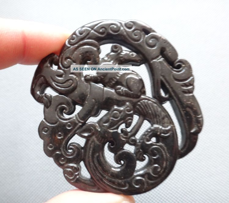 China Jade Hand - Carved Dragon Statue Amulet Pendant Necklaces & Pendants photo