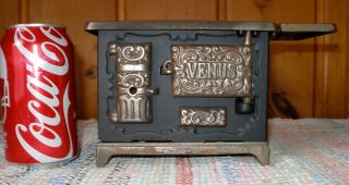 C.  1915 Venus Cast Iron Toy Stove,  Kenton,  Restored photo