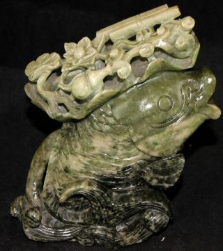 Chiese Jade Hand Carved Jade More Than Wealth Statues photo