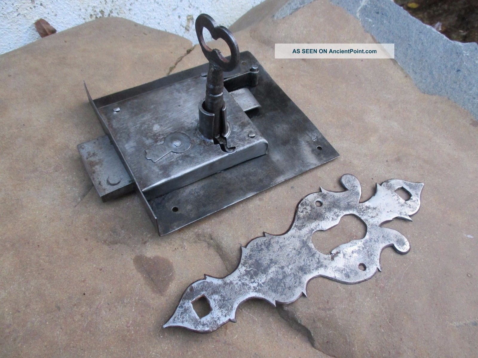 Architectural Salvage Large Functional Antique Door Lock Key And Cover Locking Locks & Keys photo