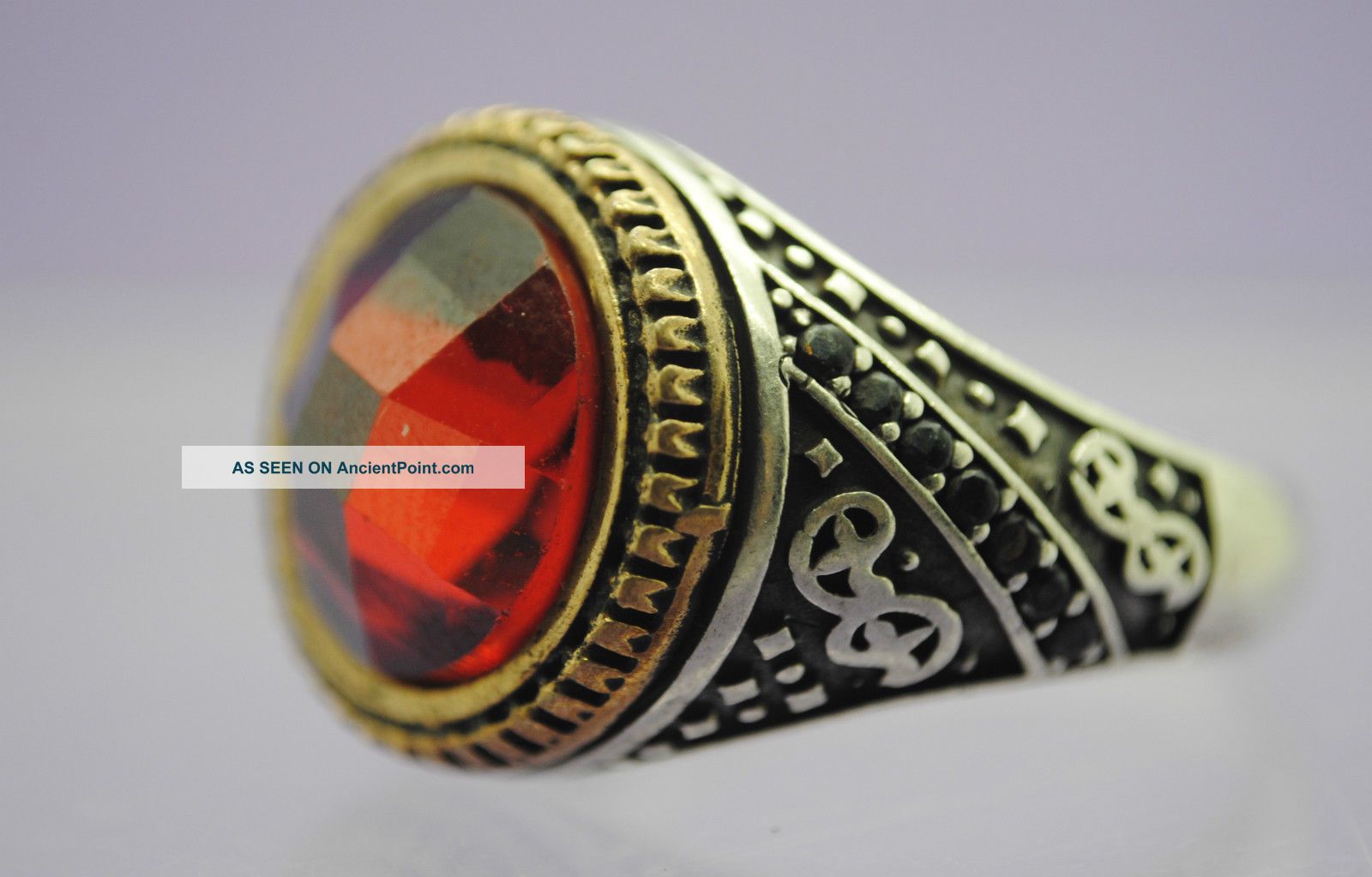 Antique Post Medieval Decorated Silver Ring With Faceted Glass Insert. Other Antiquities photo
