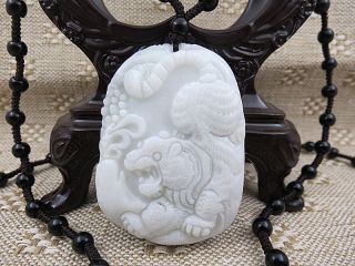 The Only Special Gift Tiger Pendants Lantian Jade Pendant photo