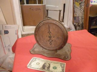 Vintage Metal Family Scale Kitchen Scale 24 Lbs Old Antique Green & Rust Crafts photo