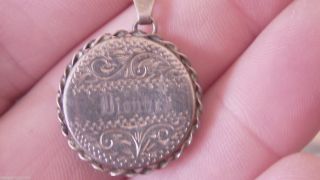 Vintage - Silver Locket & Chain Ingraved : 