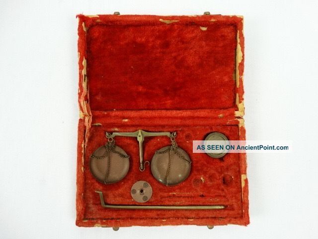 Antique Steel & Brass Hanging Gold Scales In Old Case 19thc As Collected Science & Medicine (Pre-1930) photo