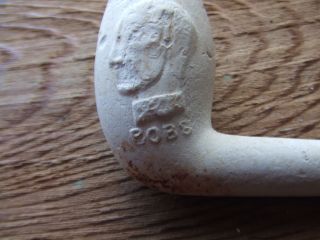 A Decorative Clay Pipe Bowl.  19th Century A River Thames Find. photo