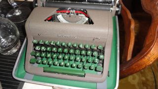 Royal Quiet Deluxe Typewriter Circa 1950 ' S Era photo