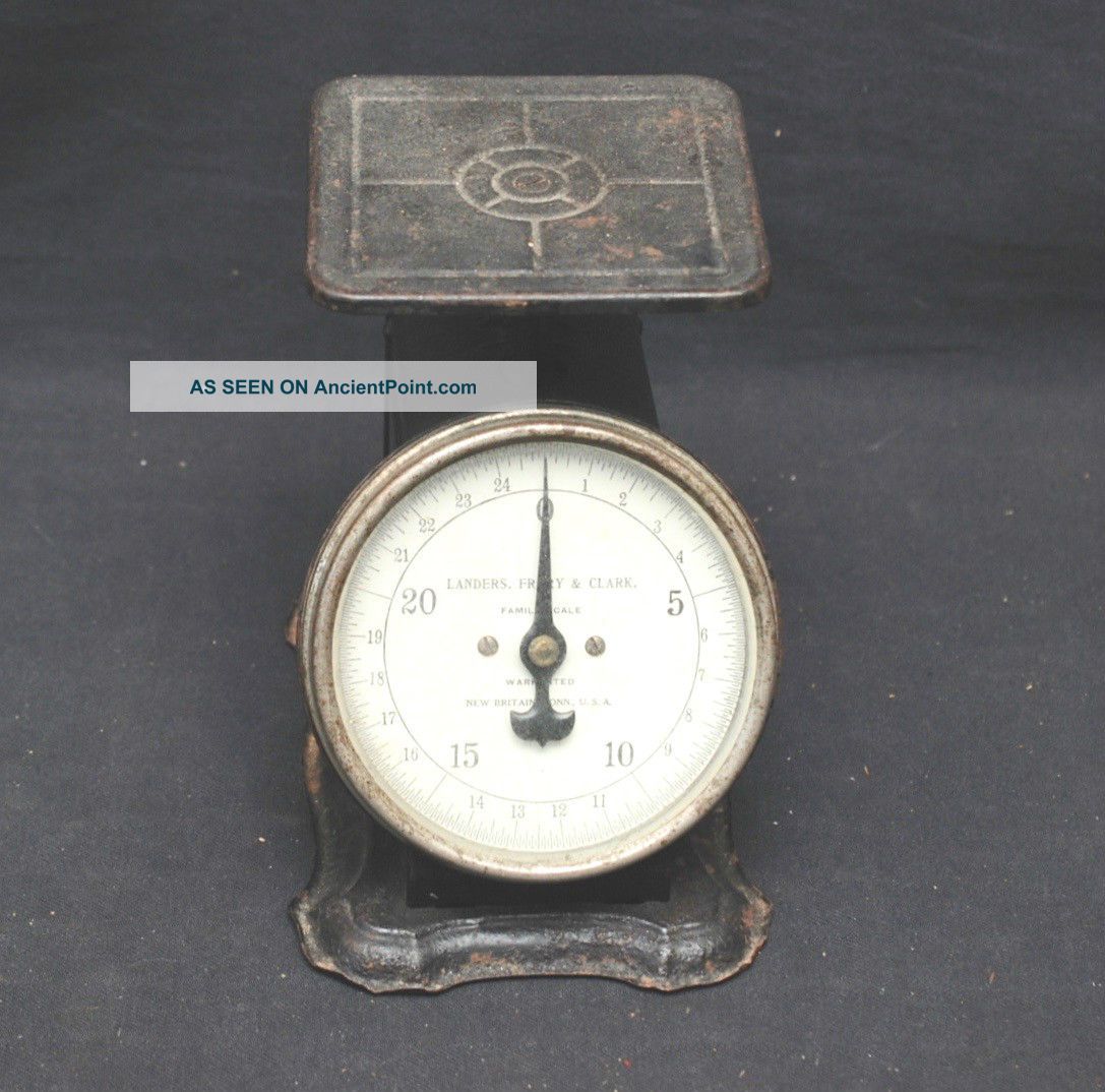 Antique Landers Frary & Clark Family Scale 25 Lbs.  Glass Front Ca.  1910 Scales photo