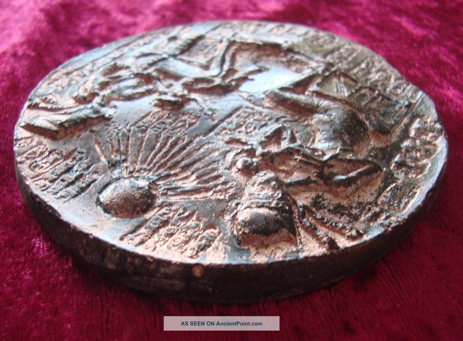 Attractive Wall Plaque Of Echanaton And Nefretete.  Hand - Finished Museum Replica. Egyptian photo
