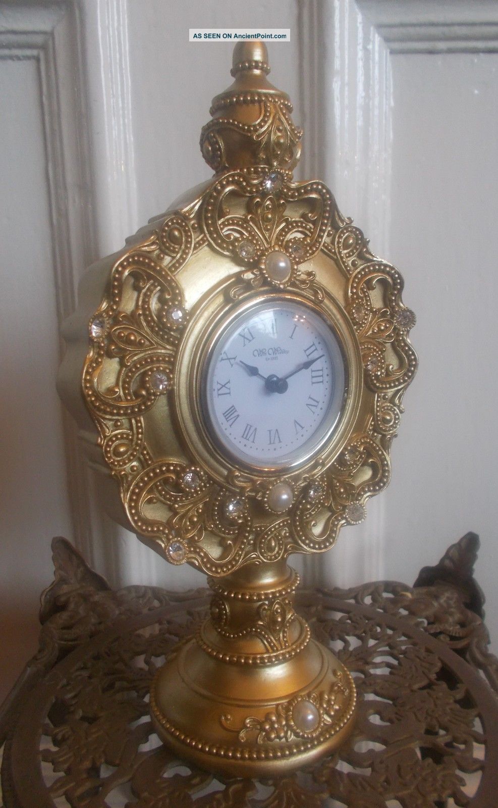 Gold Pearl Round Table Mantel Clock Statue French Baroque Shabby Chic Ornate Art Deco photo