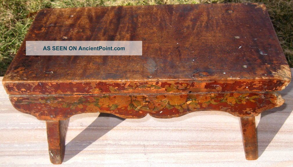 Country,  Primative,  19th Century Splay Legged Tiger Maple Foot Stool,  Orig Paint 1800-1899 photo