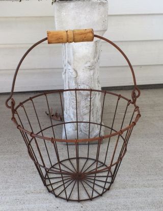 Primitive Rusty Wire Egg Gathering Basket Wood Handle Farmhouse Decor photo