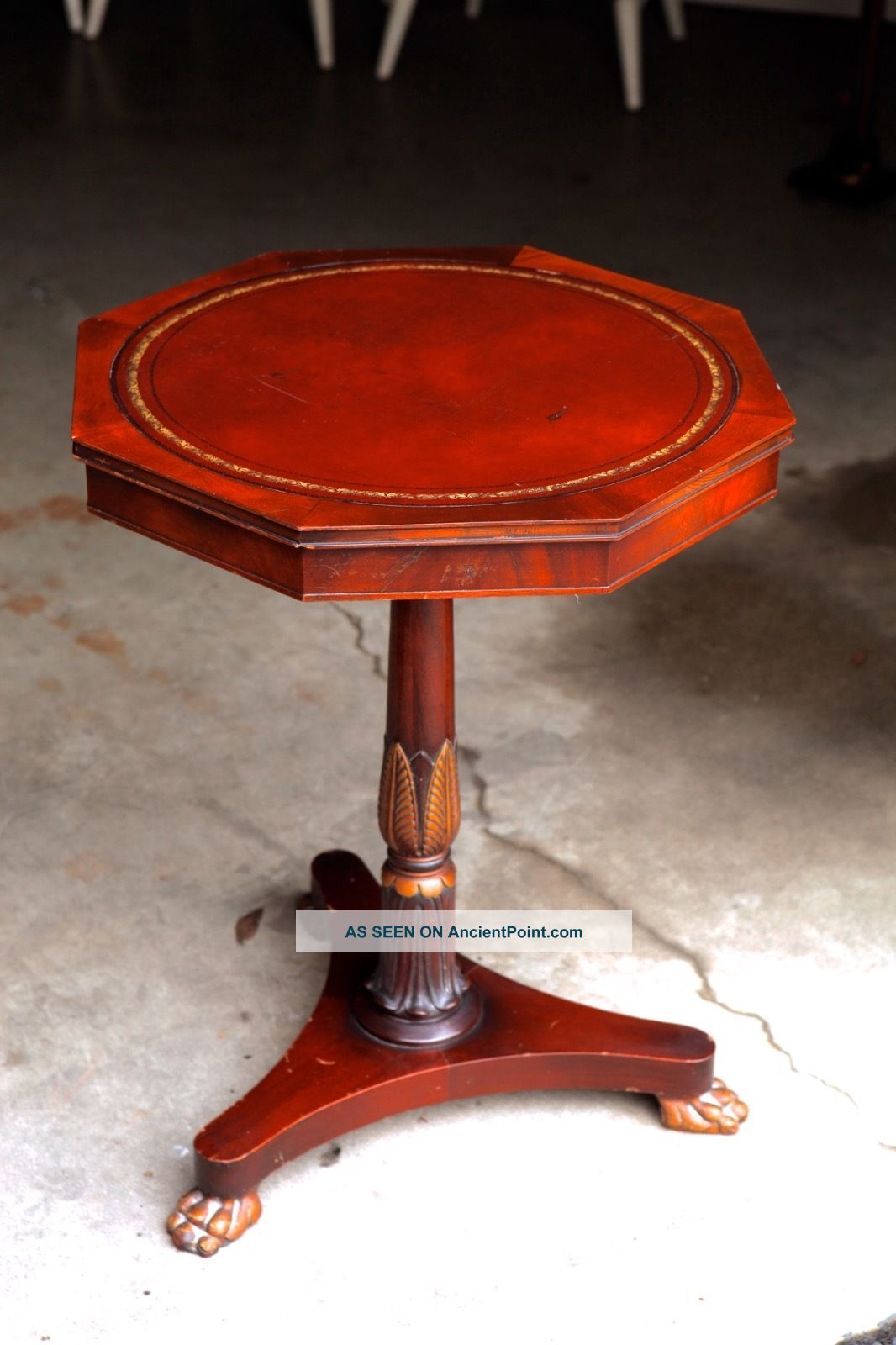 Antique Pedestal Occasional Table Tripod Gilded Regency Lamp Table 1900-1950 photo